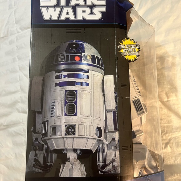 Star Wars R2D2 Interactive Droid - Picture 4 of 5